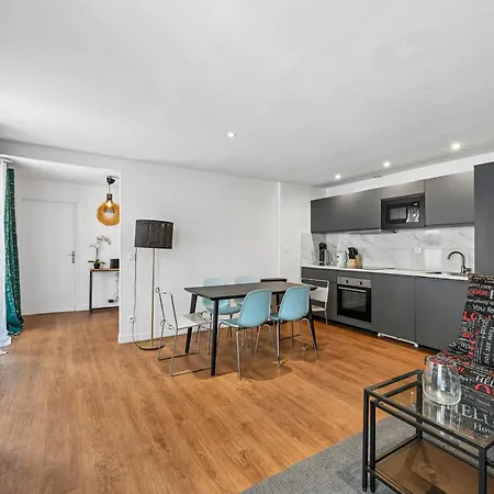 1 Bedroom Near Eiffel Tower
