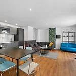 1 Bedroom Near Eiffel Tower Paříž