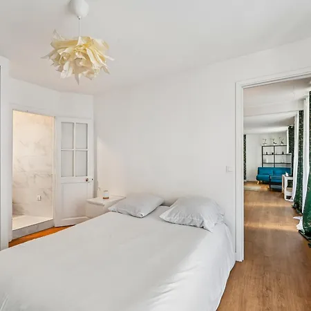 1 Bedroom Near Eiffel Tower