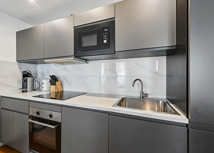 1 Bedroom Near Eiffel Tower Lägenhet *